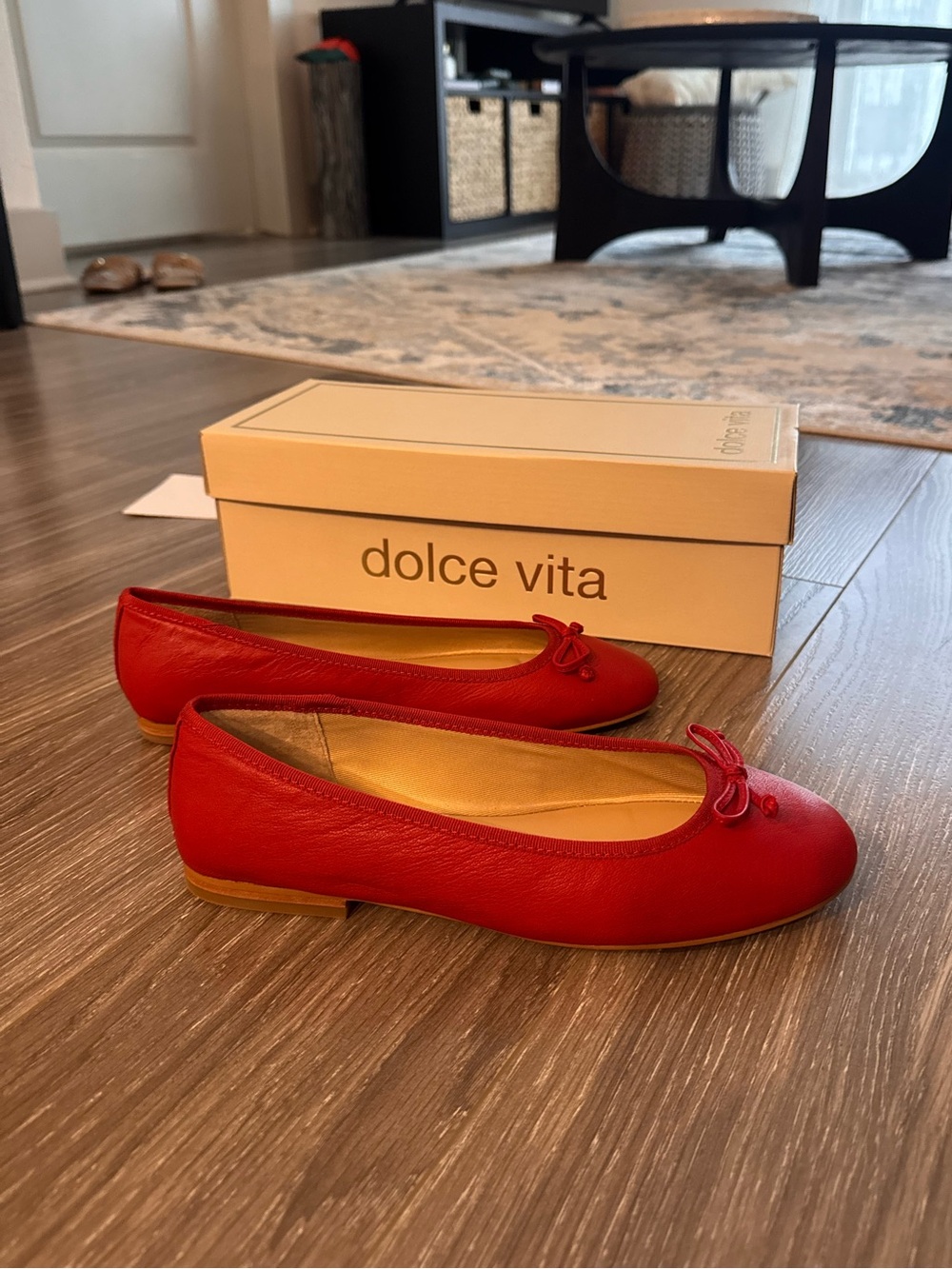 Ritla Wide Ballet Flats Cherry Leather